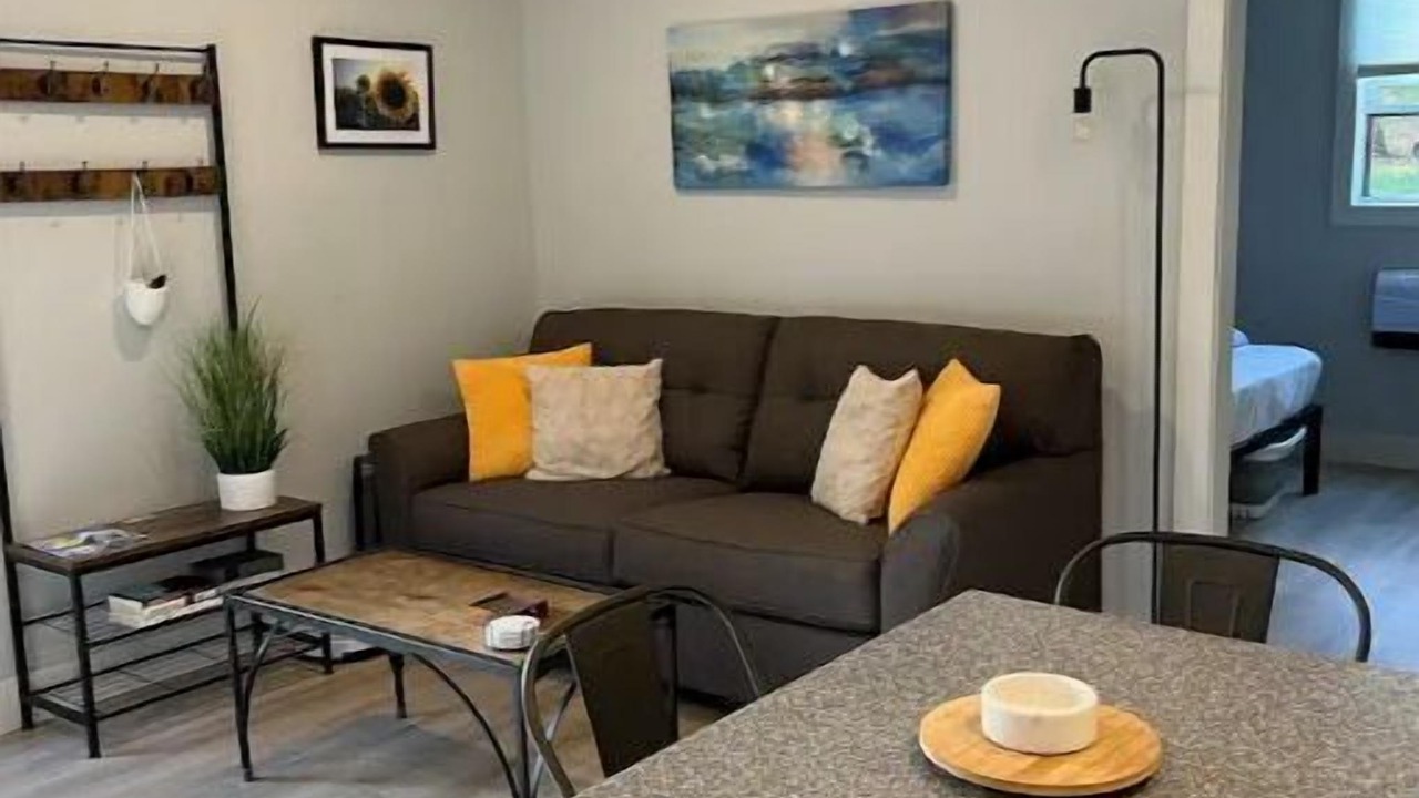 Photo of Others in Hudson