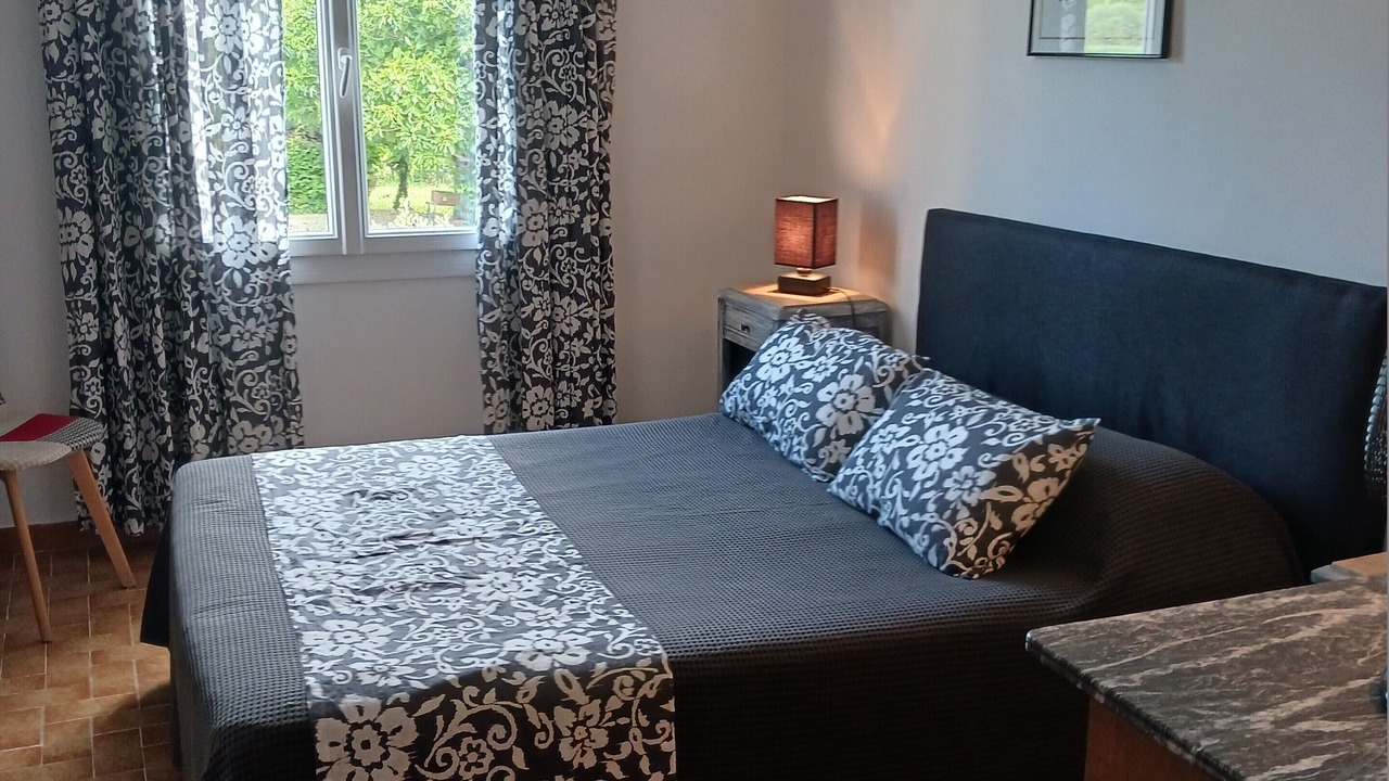Photo of Bedroom in Villeneuve
