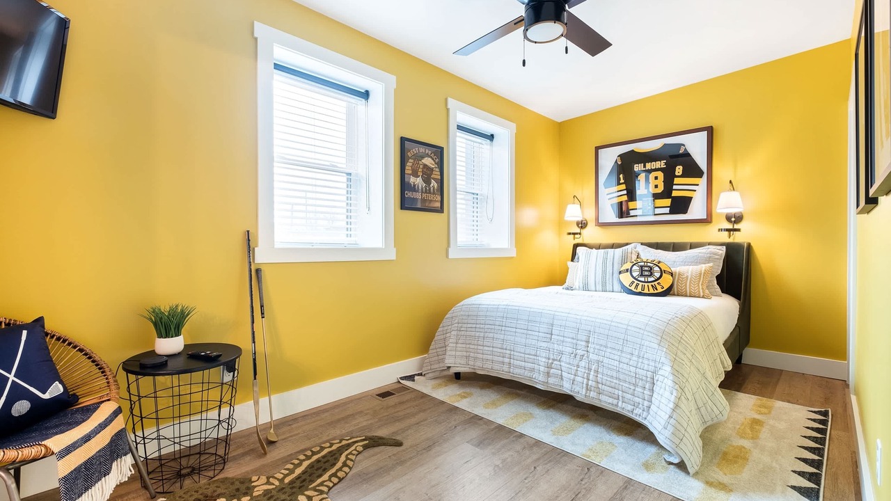 Photo of Bedroom in Cherokee Triangle