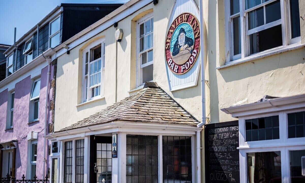 Photo of Outdoor in Mylor Churchtown