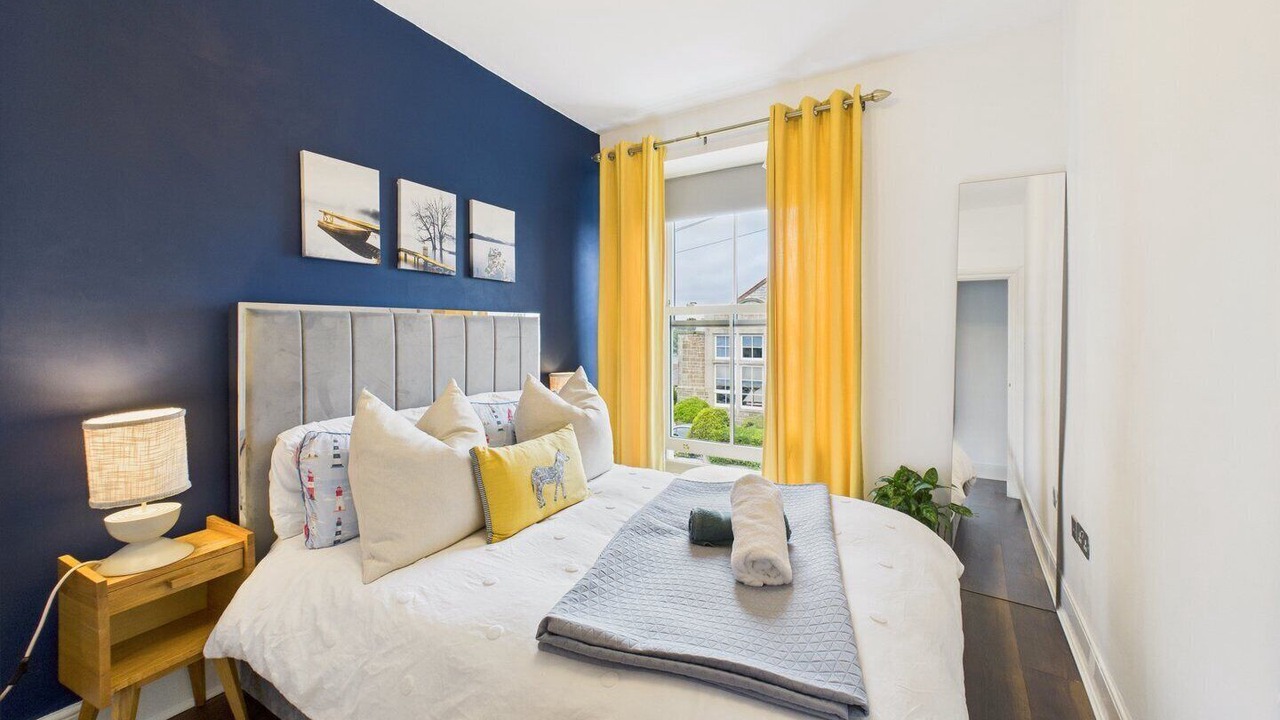 Photo of Bedroom in Mylor Churchtown