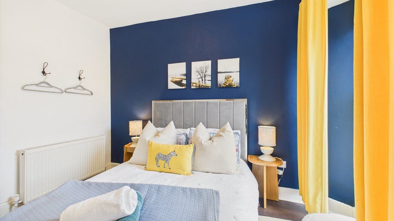 Photo of Bedroom in Mylor Churchtown