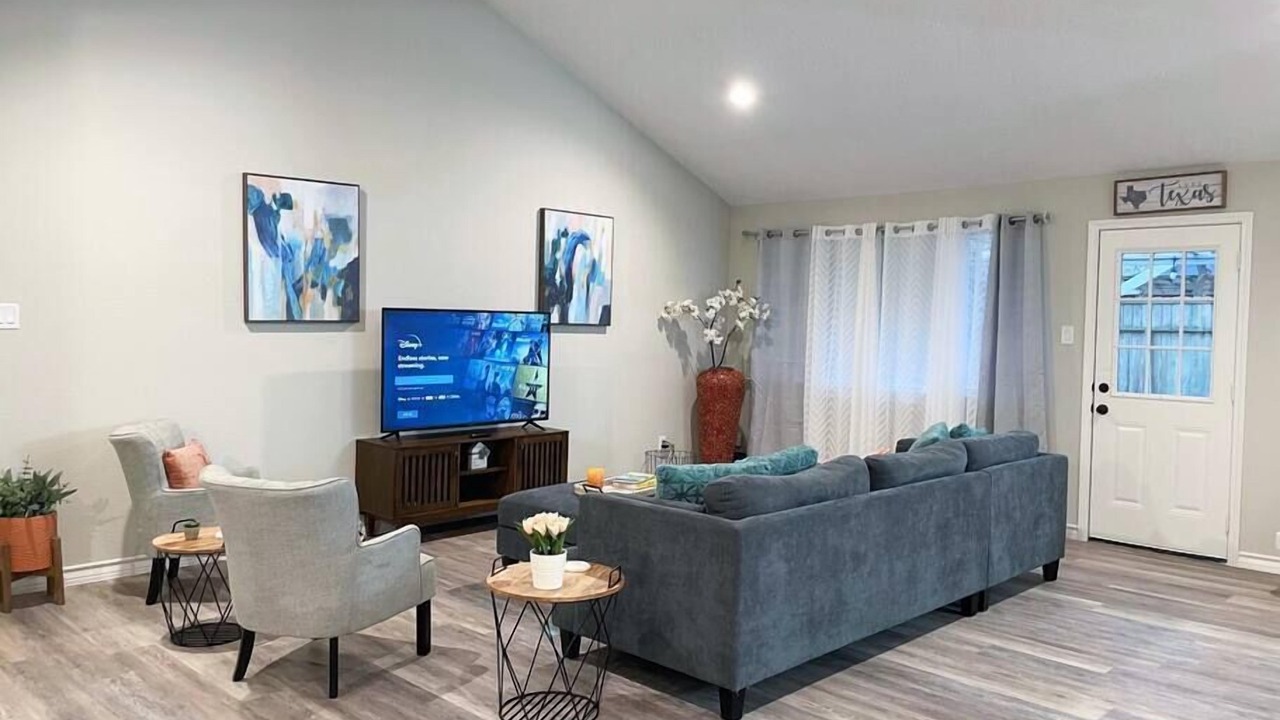 Photo of Livingroom in Barker