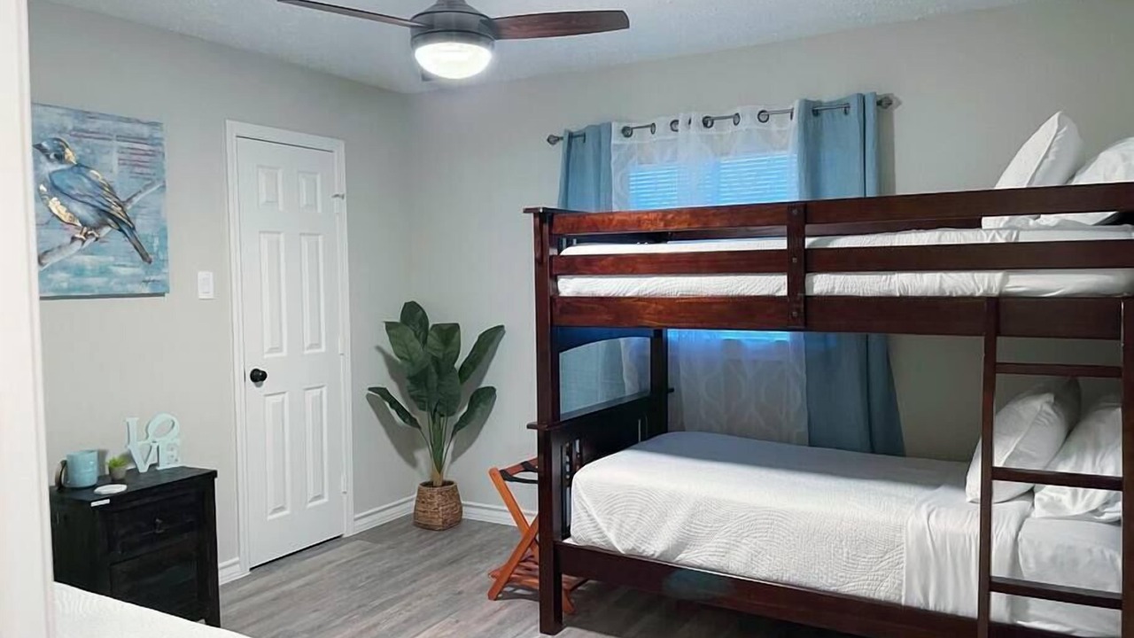 Photo of Bedroom in Barker