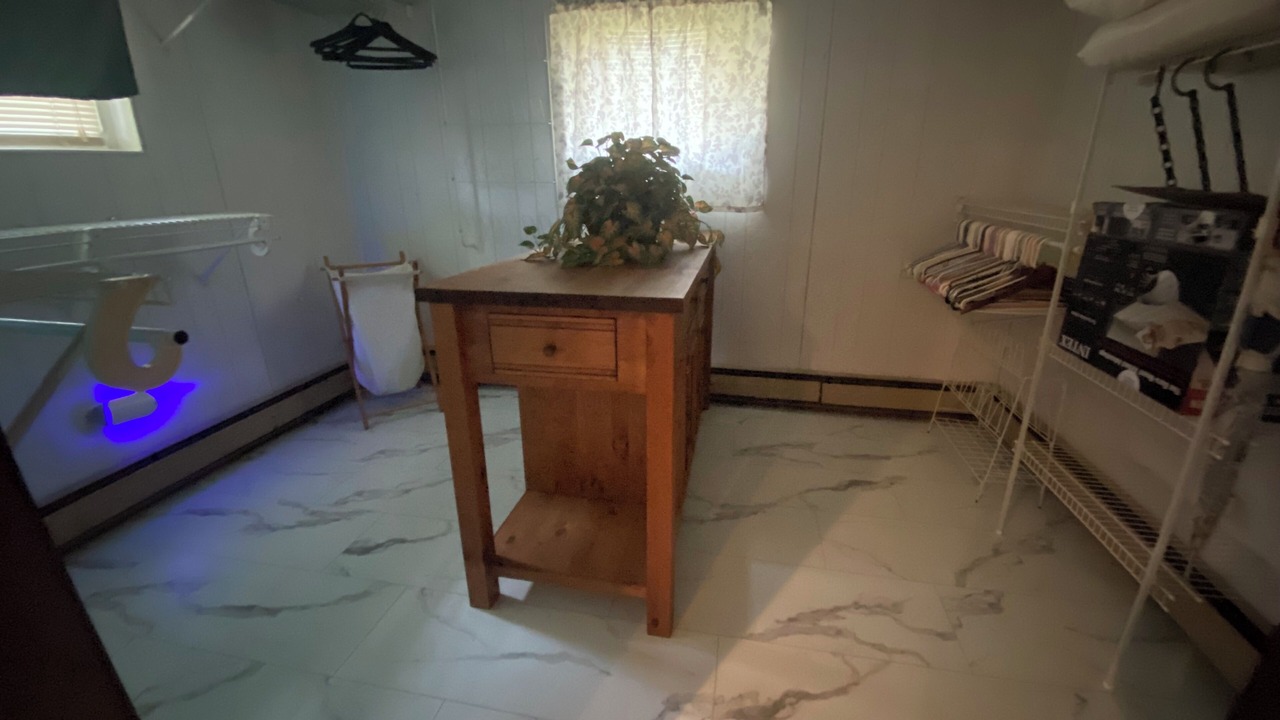 Photo of Others in Seanor