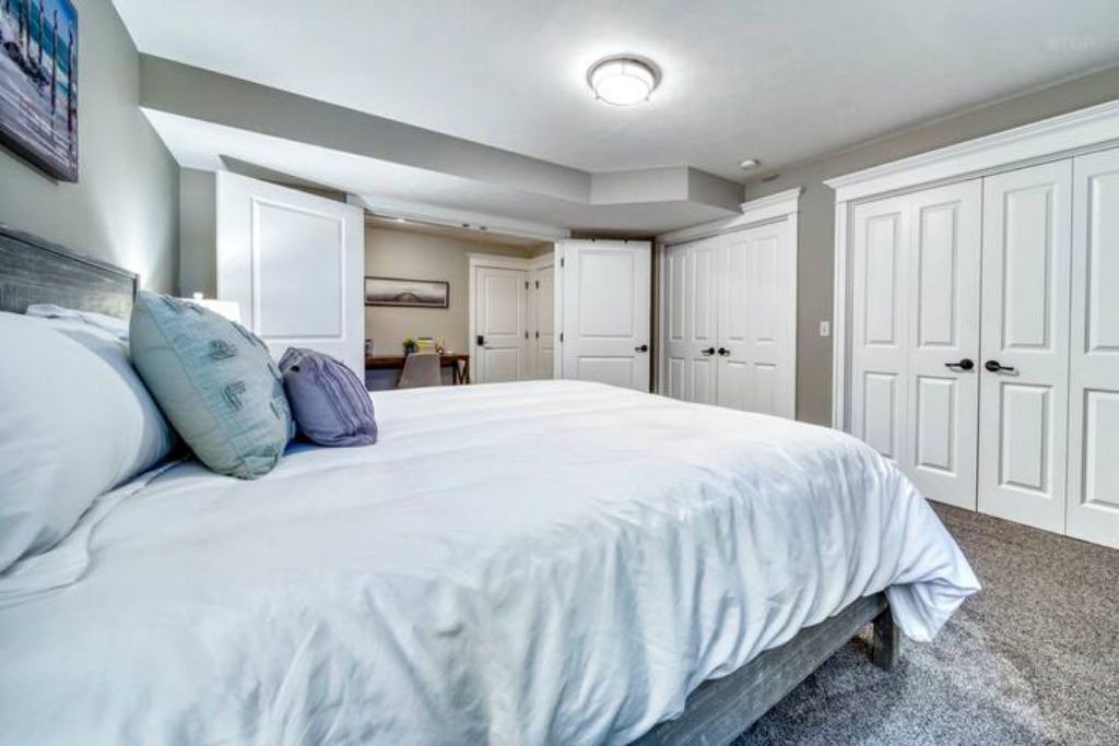 Photo of Bedroom in Douglas