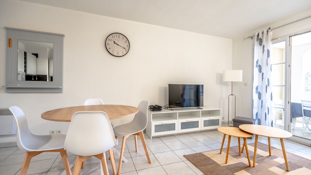 Photo of Others in Preconil