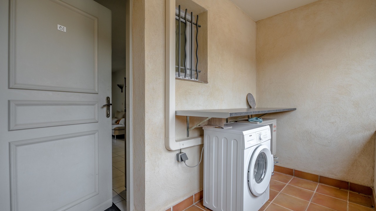 Photo of Others in Preconil