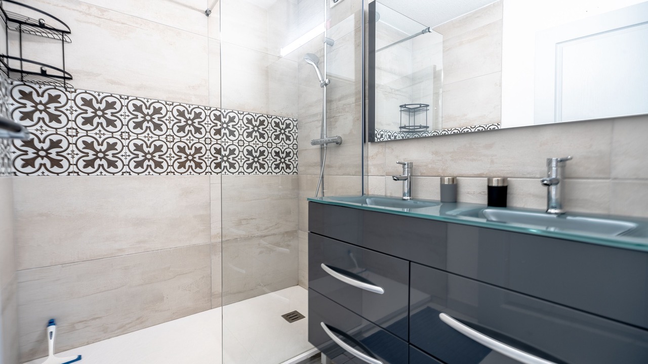 Photo of Bathroom in Preconil