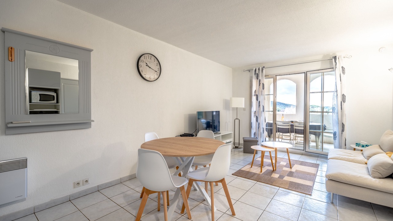 Photo of Others in Preconil