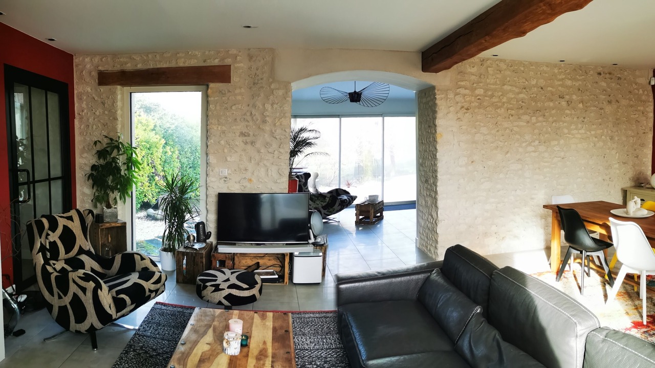 Photo of Livingroom in Semussac