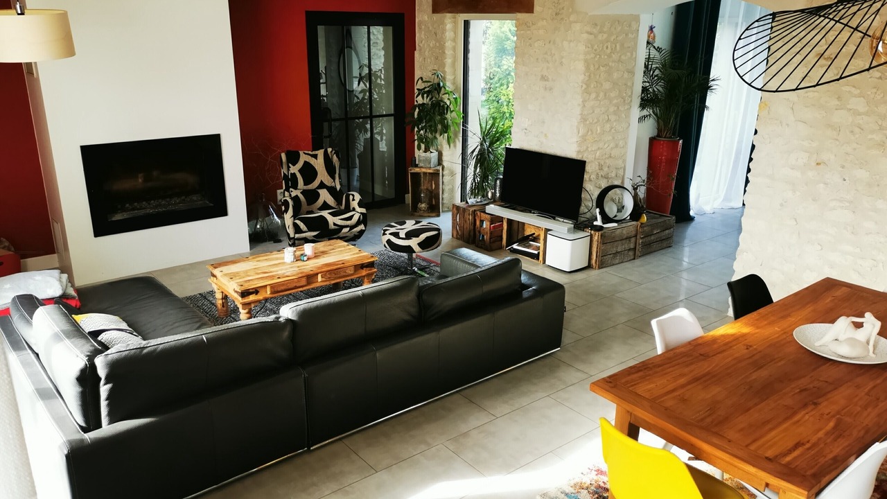 Photo of Livingroom in Semussac