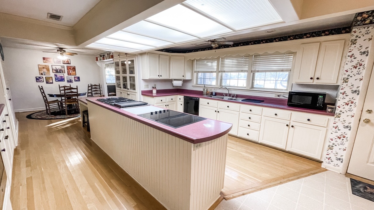 Photo of Kitchen in Flippin