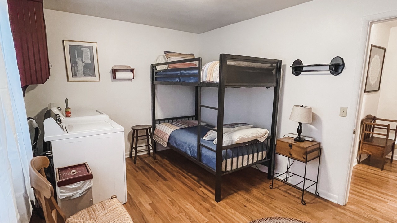Photo of Bedroom in Flippin
