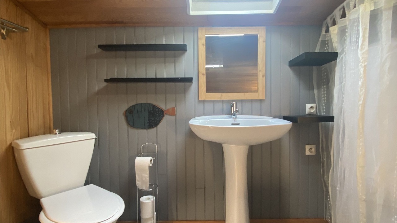 Photo of Bathroom in Saint-Andre