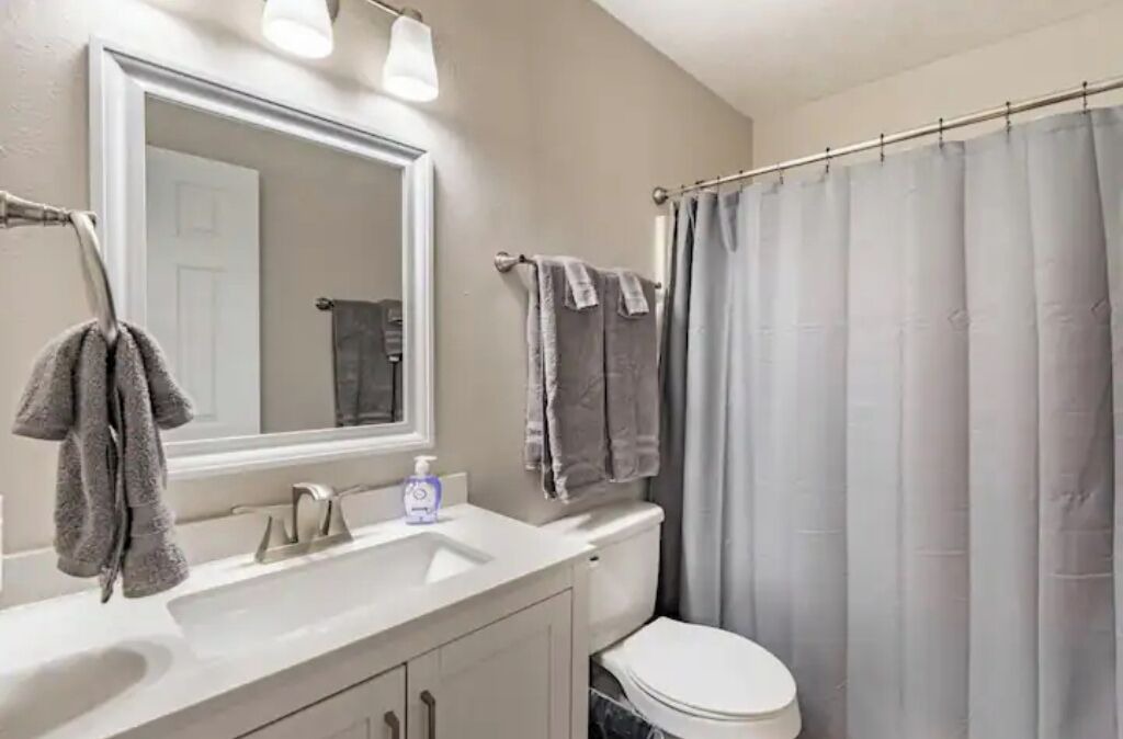 Photo of Bathroom in Ruidoso
