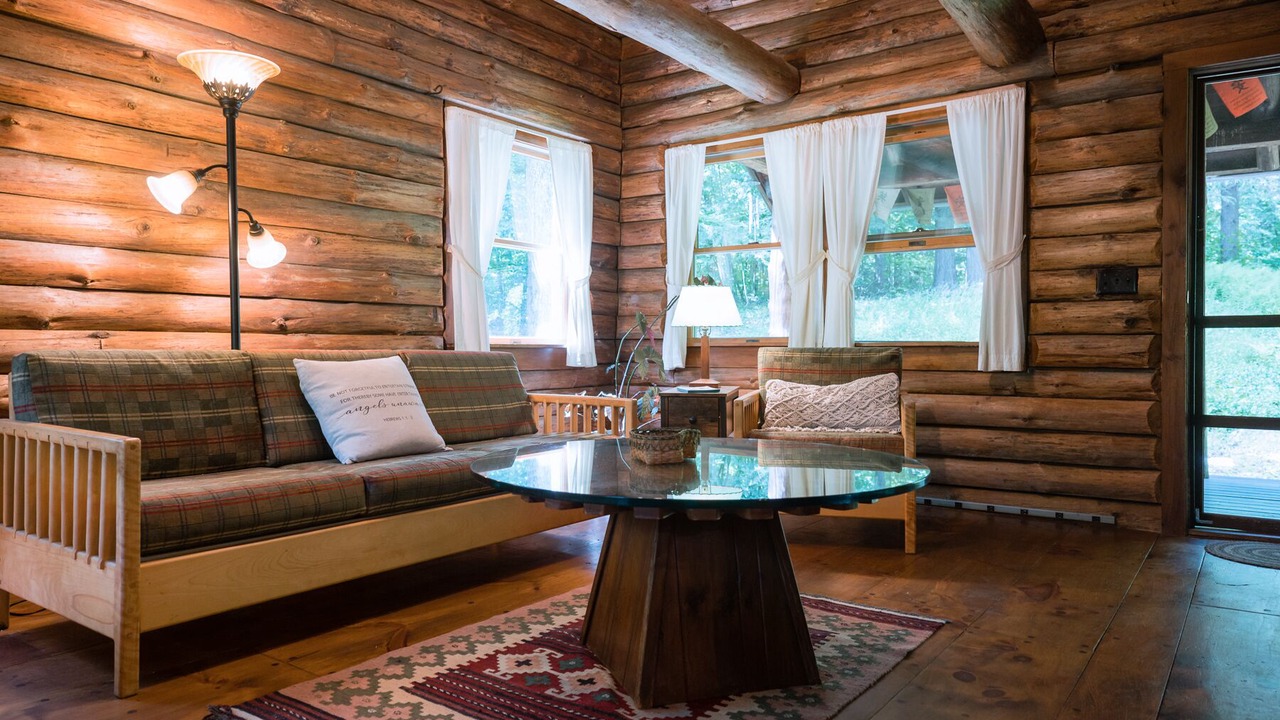 Photo of Livingroom in Guilford