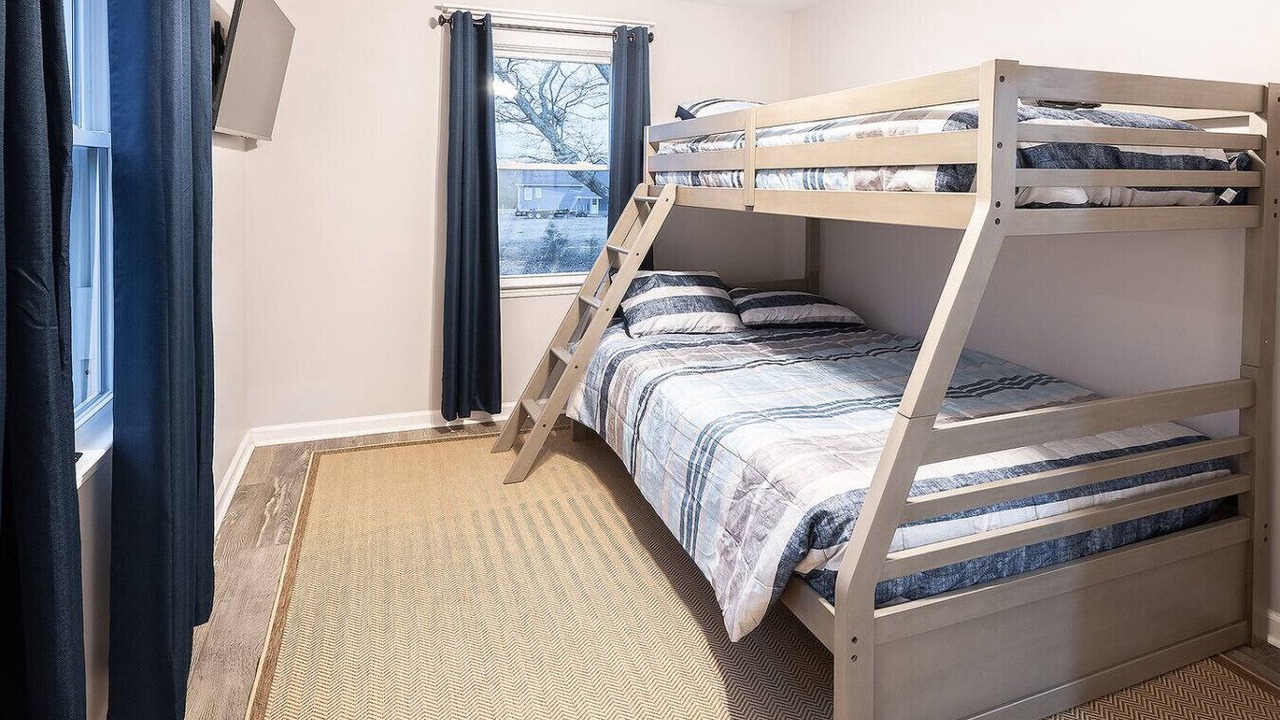 Photo of Bedroom in Central