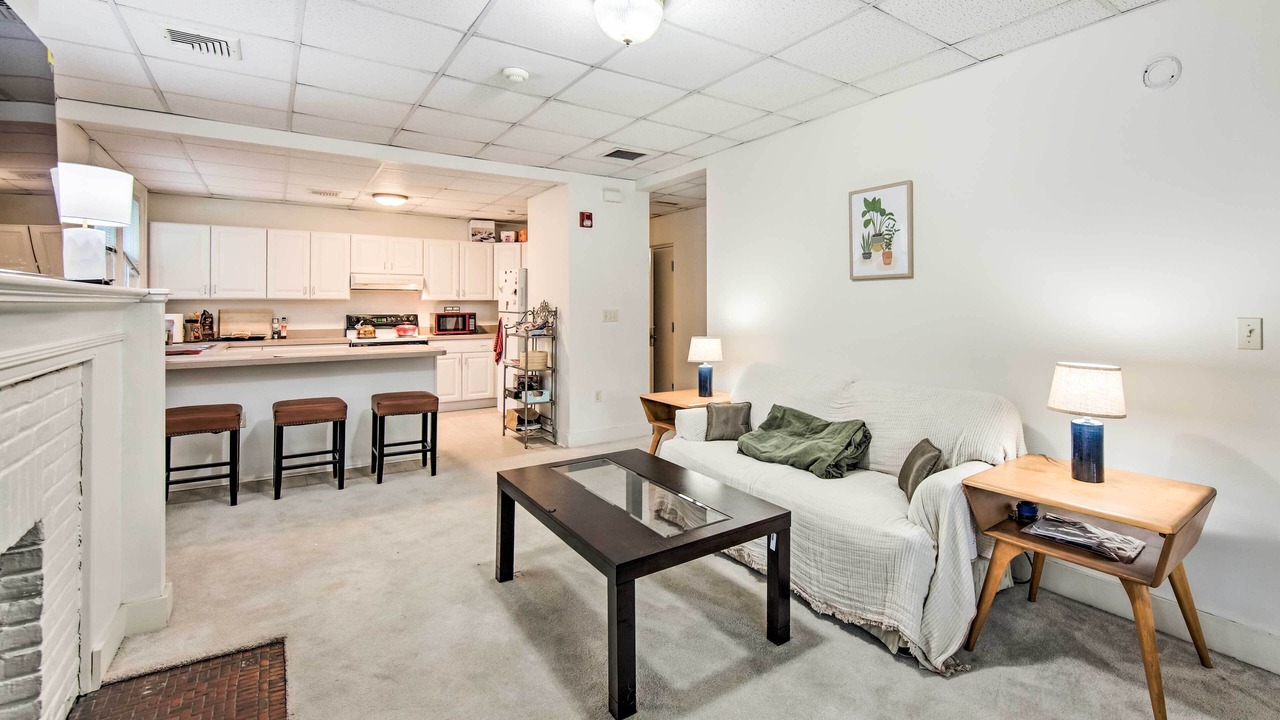 Photo of Livingroom in Lancaster