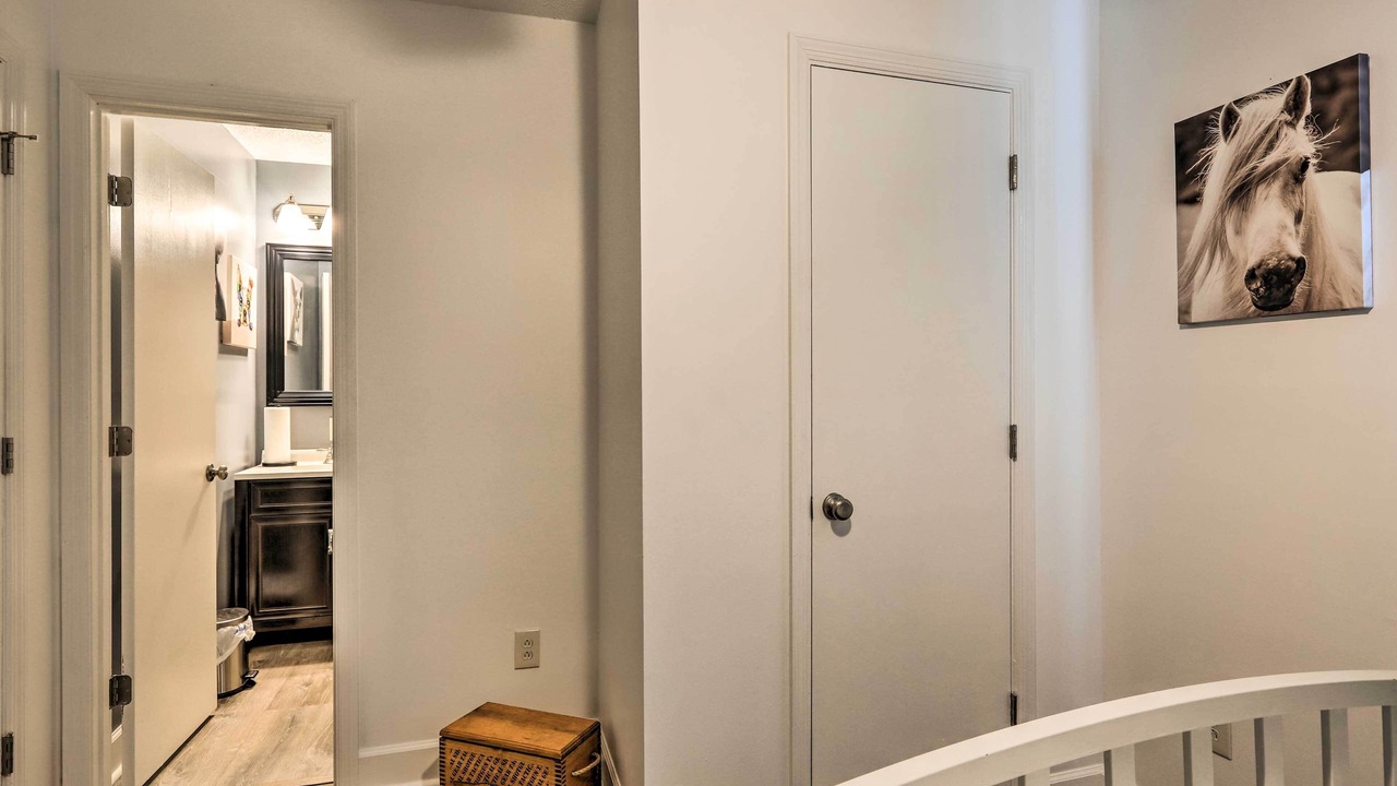 Photo of Others in Howard