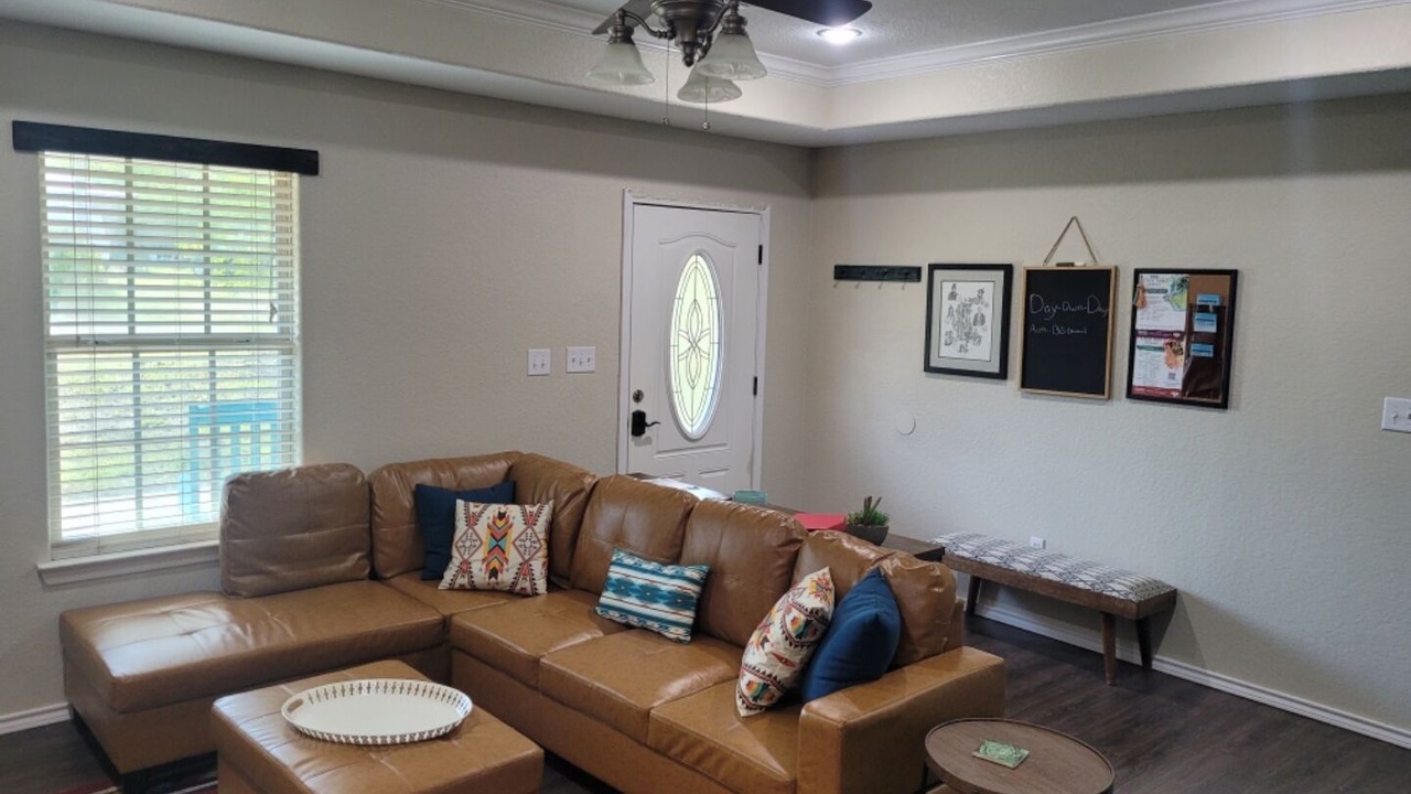 Photo of Livingroom in Calera