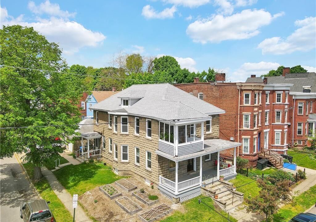 Photo of Outdoor in Newburgh