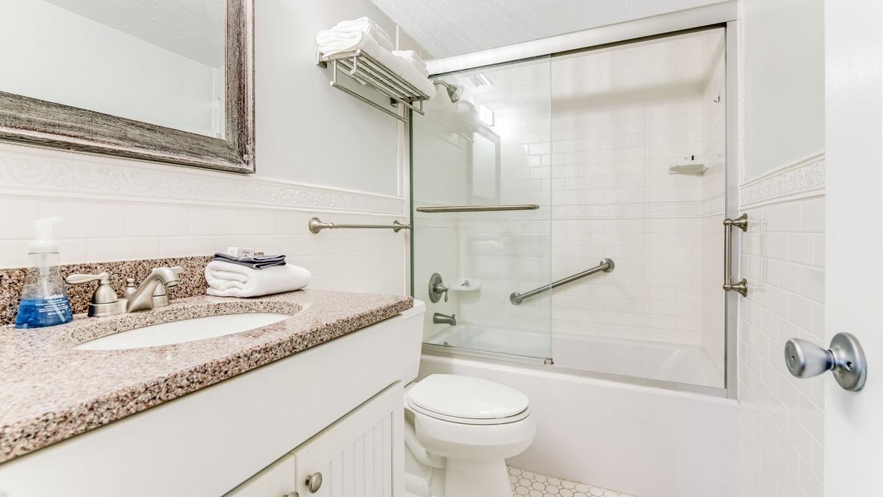 Photo of Bathroom in Ormond Beach