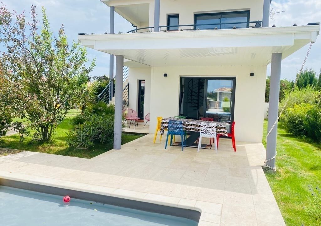 Photo of Outdoor in Longages