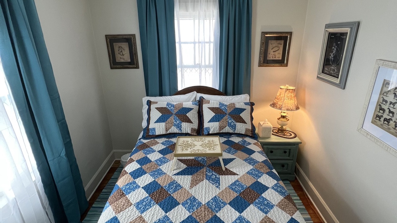 Photo of Bedroom in Davenport