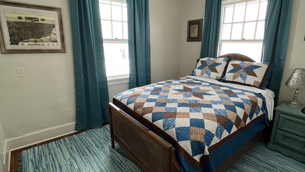 Photo of Bedroom in Davenport