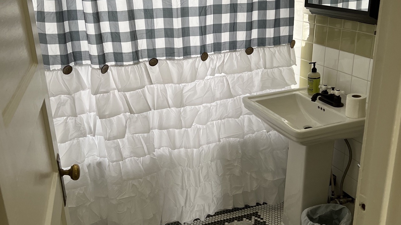 Photo of Bathroom in Davenport