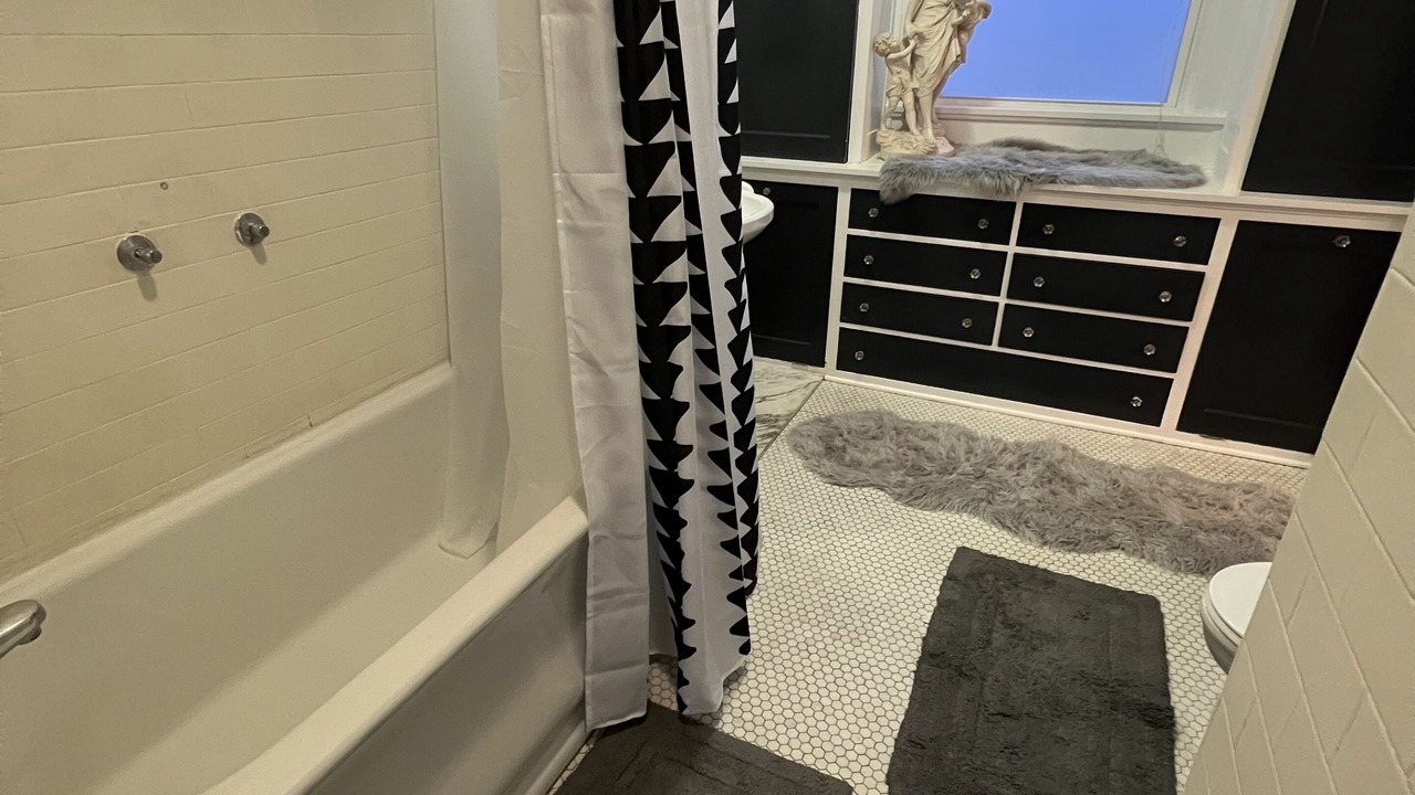 Photo of Bathroom in Davenport