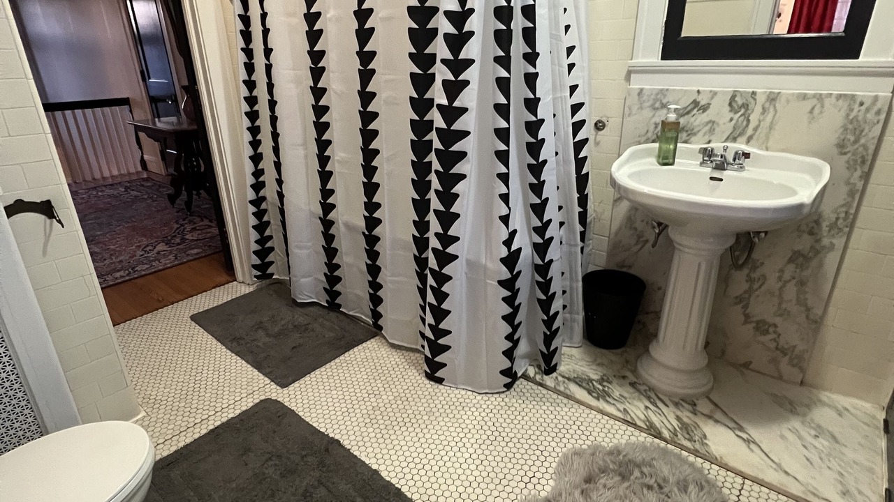 Photo of Bathroom in Davenport