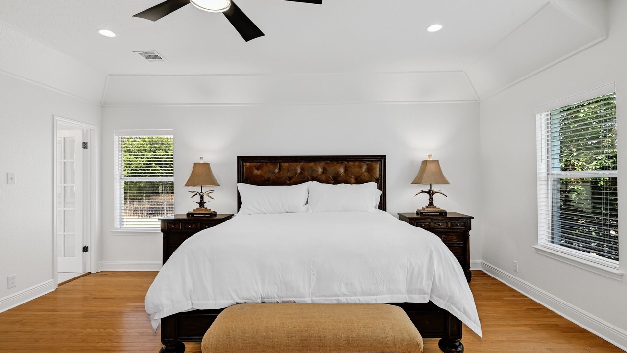 Photo of Bedroom in Seven Oaks