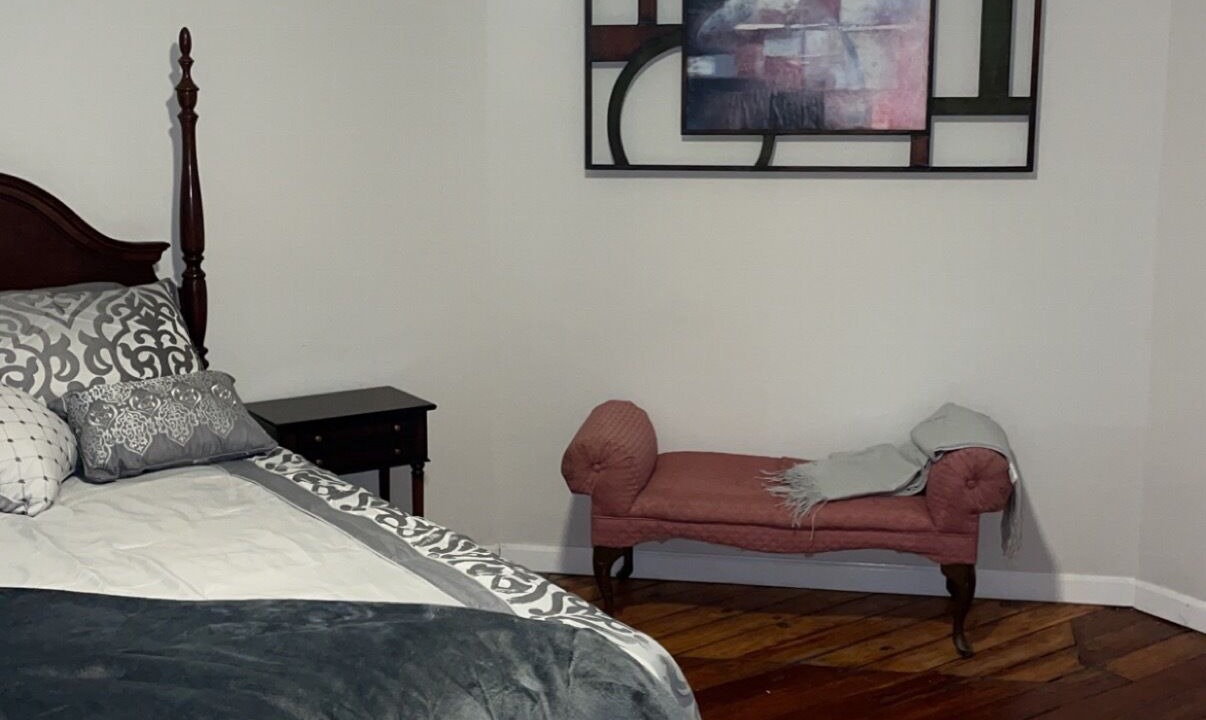 Photo of Bedroom in Oyster Bay