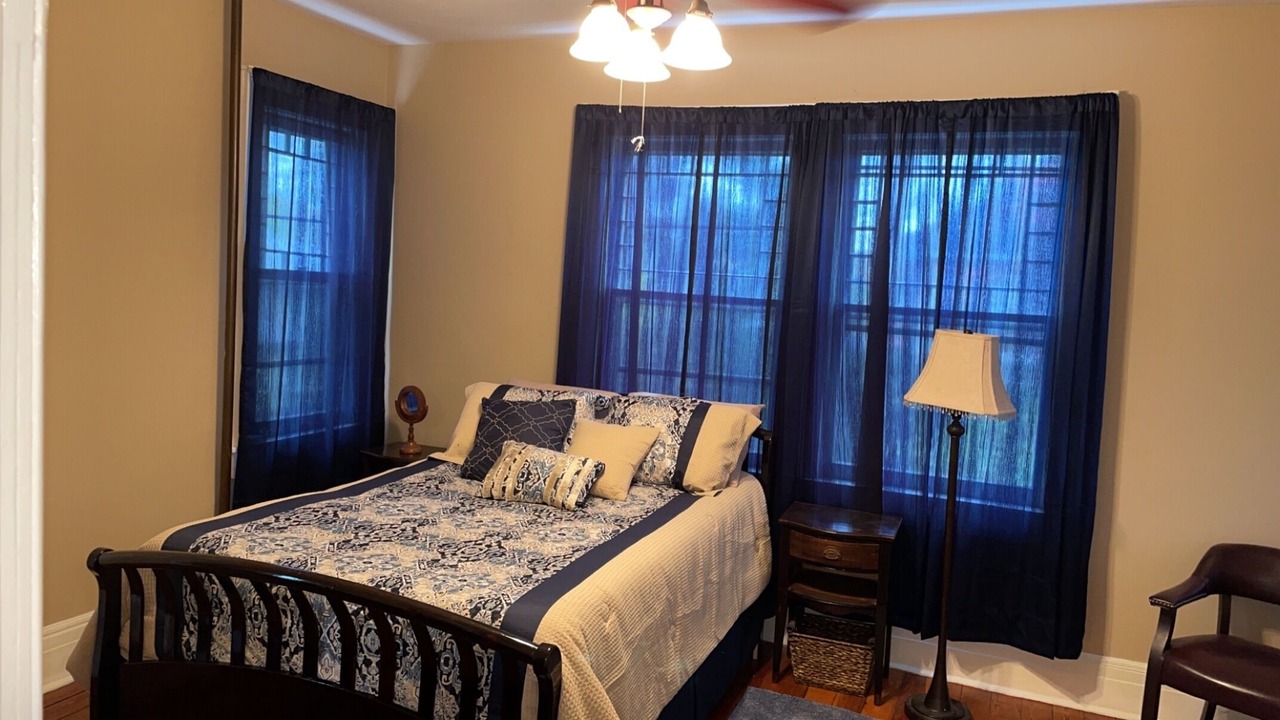 Photo of Bedroom in Oyster Bay