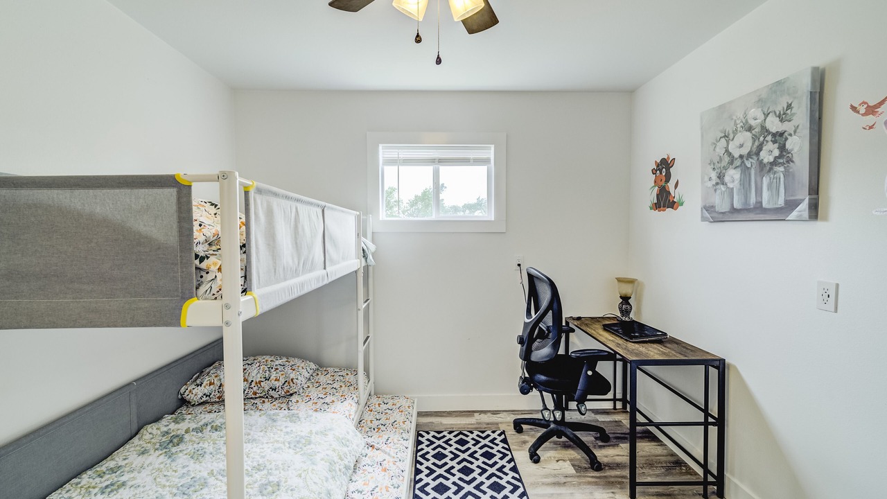 Photo of Bedroom in Wise County