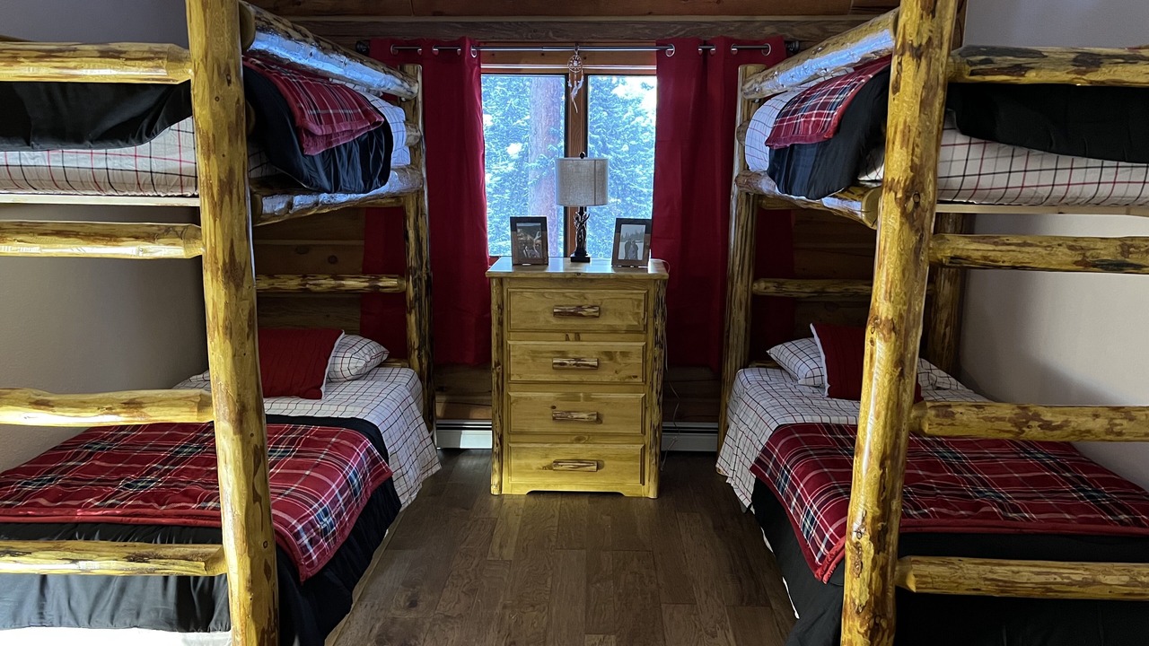 Photo of Bedroom in Gallatin Gateway