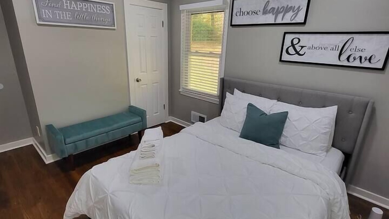 Photo of Bedroom in Atlanta