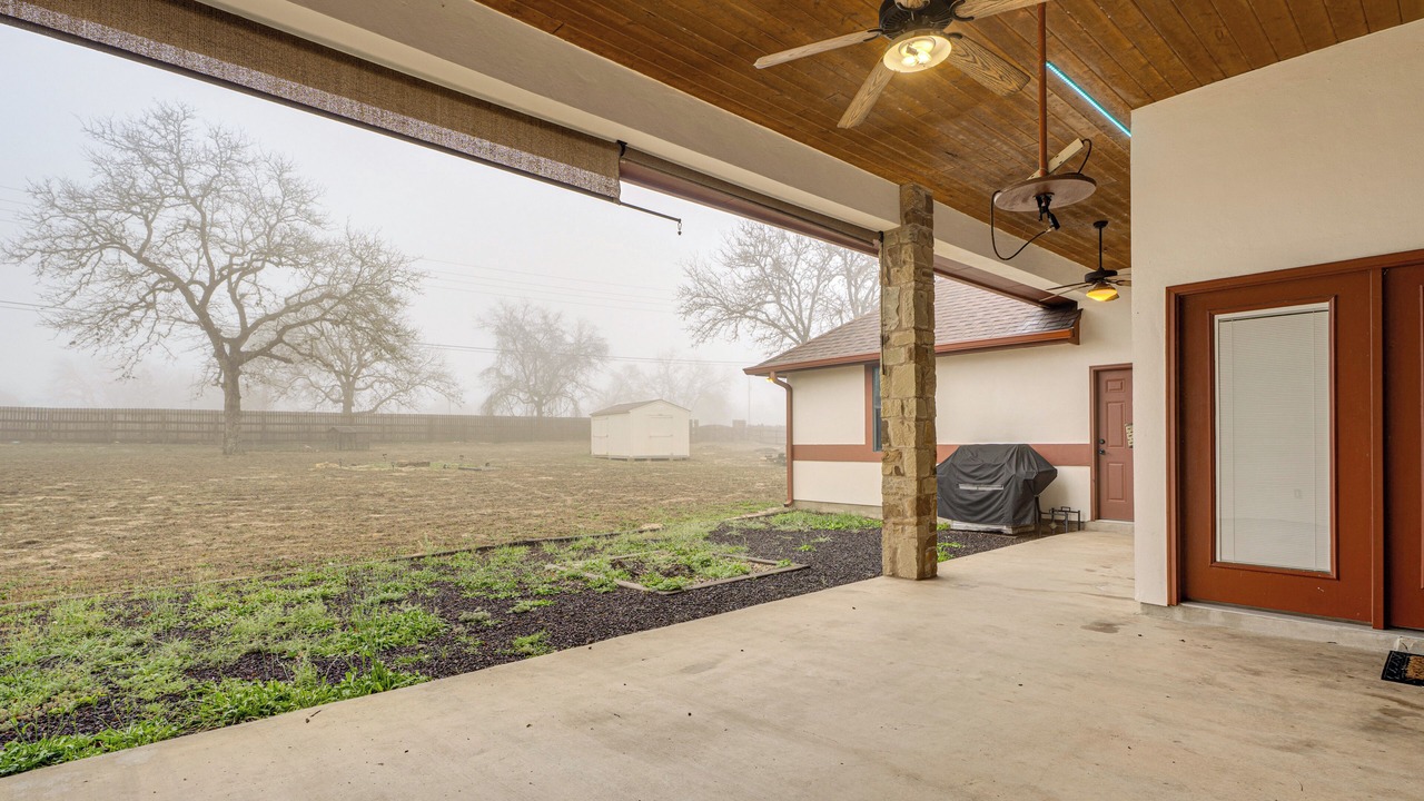 Photo of Patio Balcony in Sutherland Springs