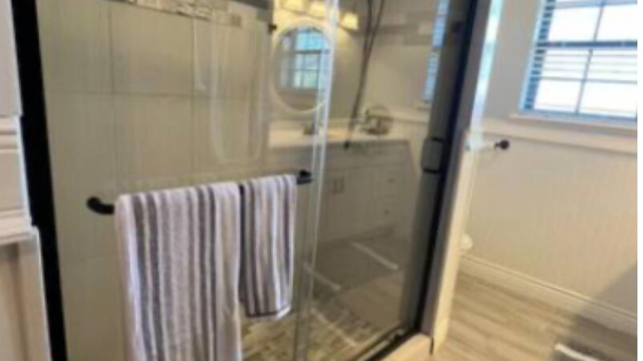 Photo of Bathroom in Durant