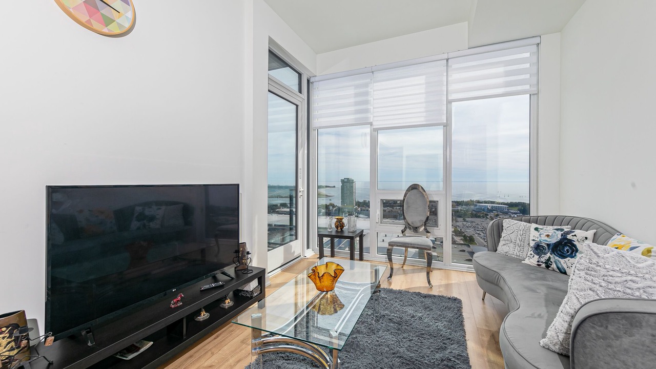 Photo of Livingroom in King West Village