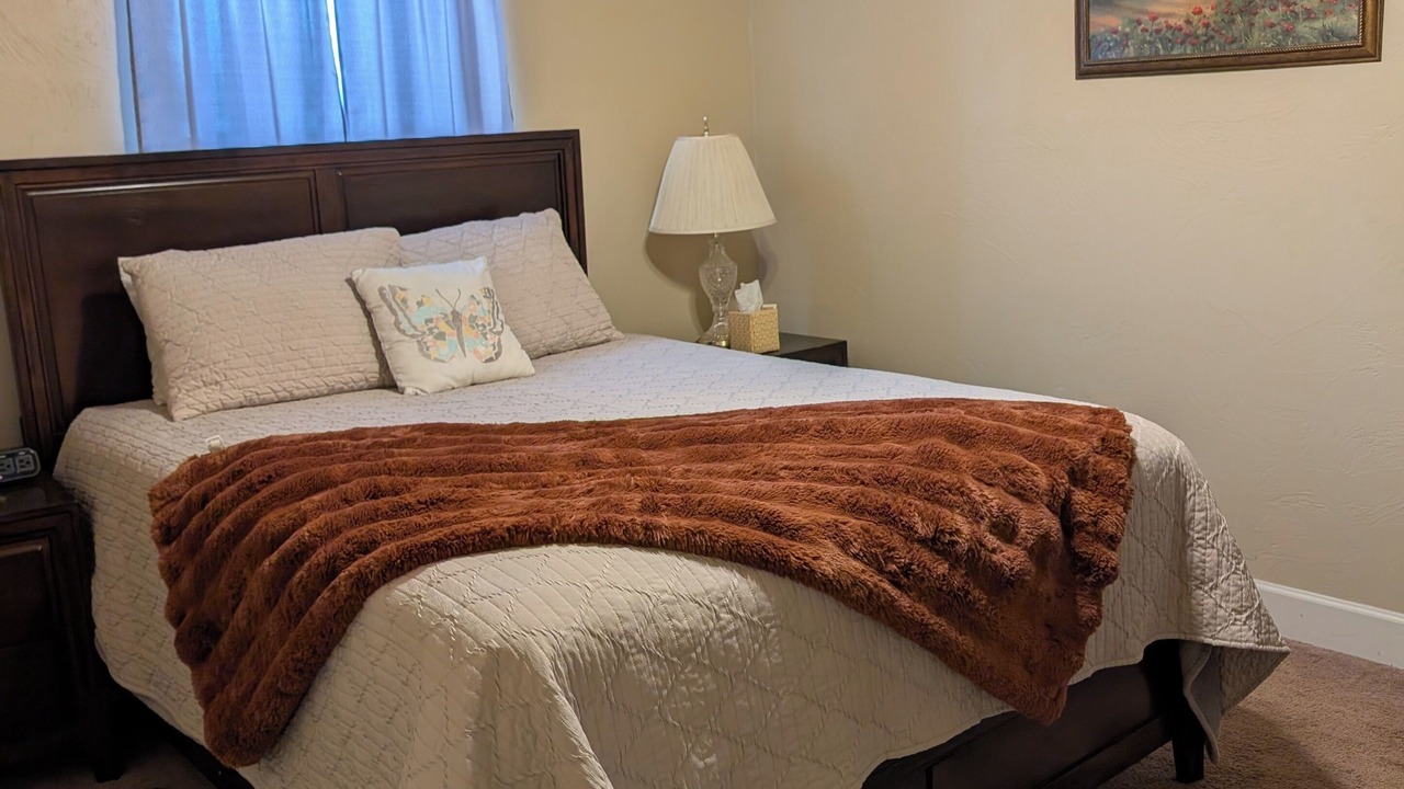 Photo of Bedroom in Roswell