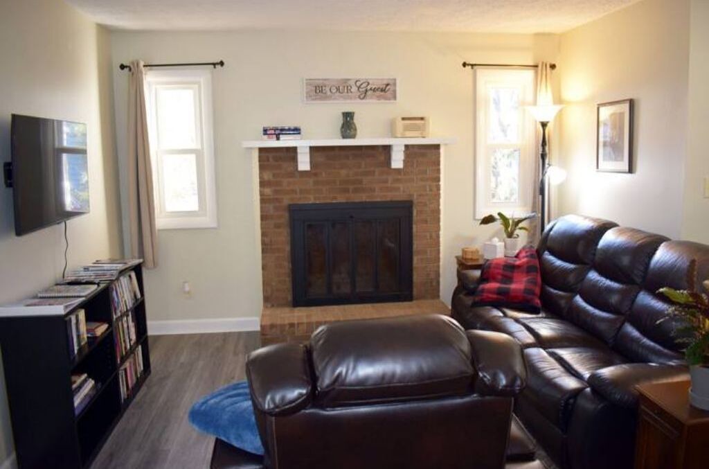 Photo of Livingroom in Johnson City