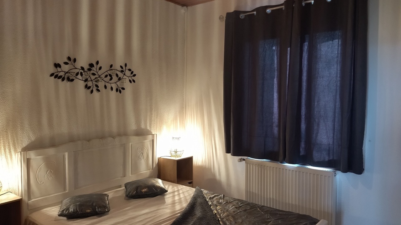 Photo of Bedroom in Saint-Brancher