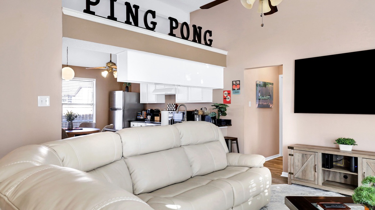 Photo of Livingroom in Wetmore