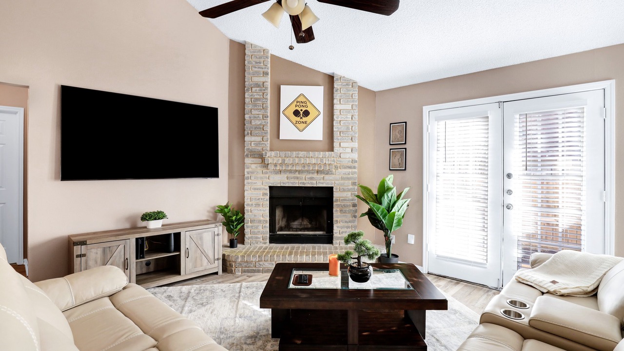 Photo of Livingroom in Wetmore