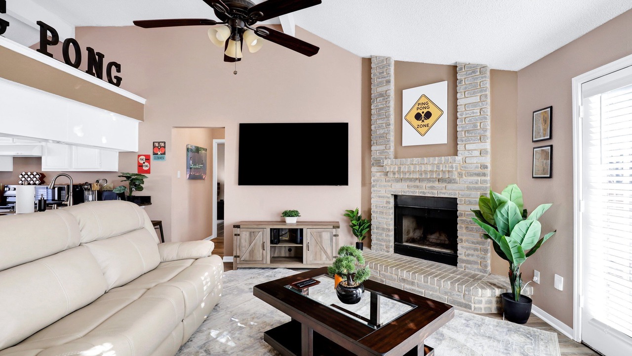 Photo of Livingroom in Wetmore