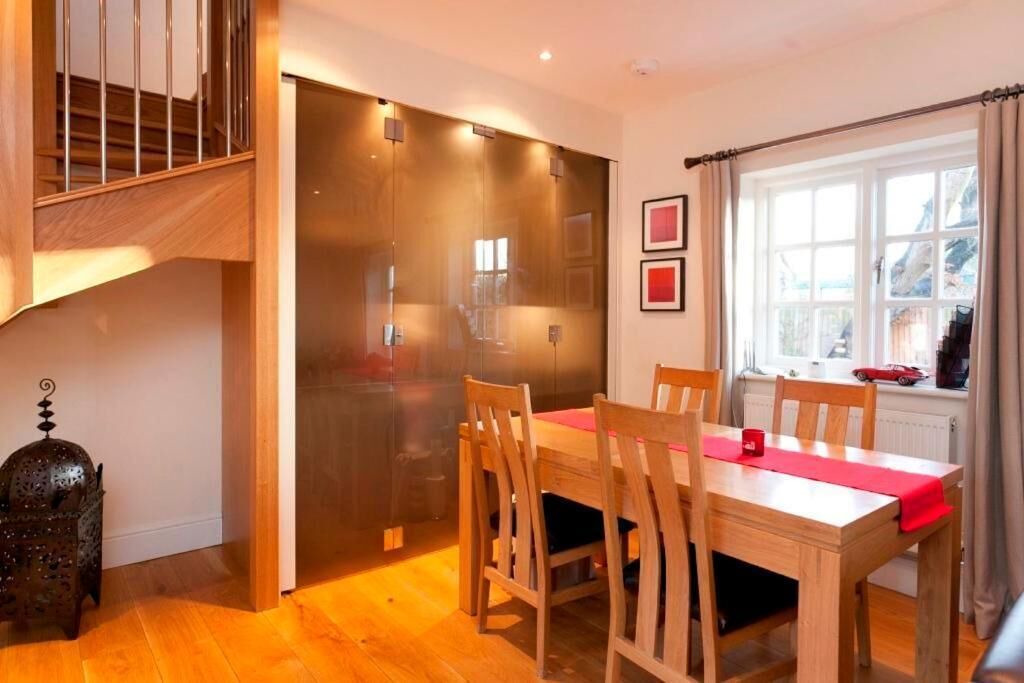 Photo of Others in Castle Donington