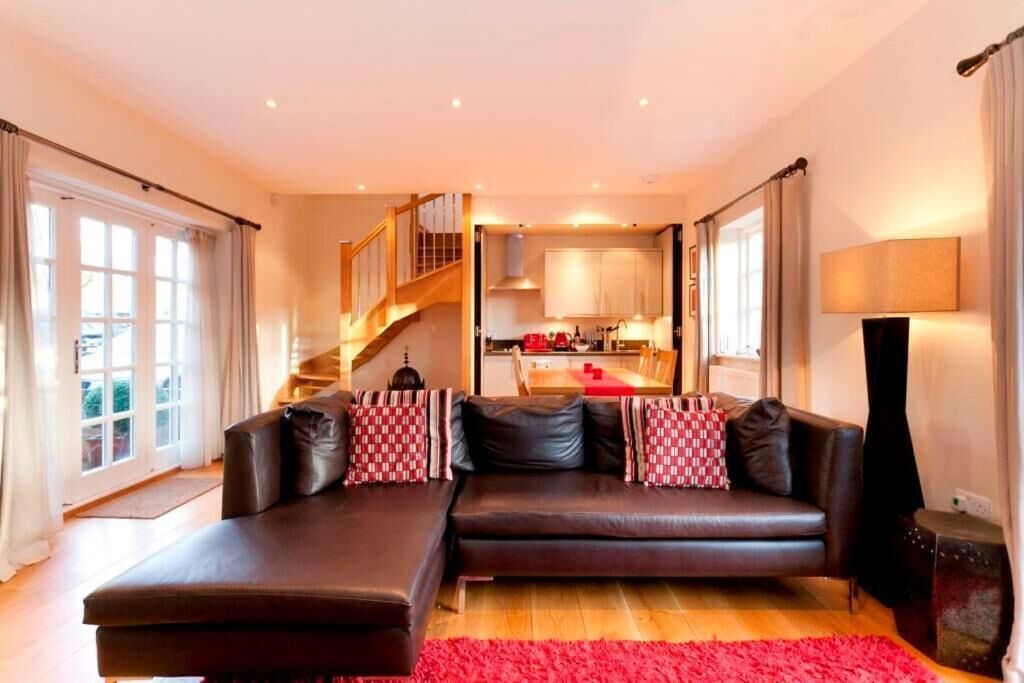 Photo of Livingroom in Castle Donington